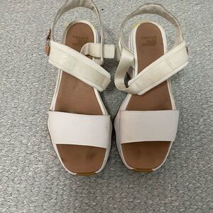 Sorel Women's Cream Sandals
